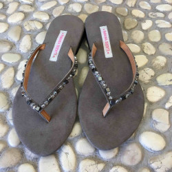 Flip Flop Sandal Fabric Embroidery Hematite Glass Beads | Fabiana Boente