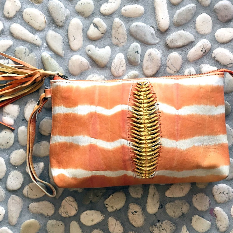 Pouch Clutch Orange Sheepskin Leather Batik Pattern | Fabiana Boente Pouch Clutch Orange Sheepskin Leather Batik Pattern | Fabiana Boente